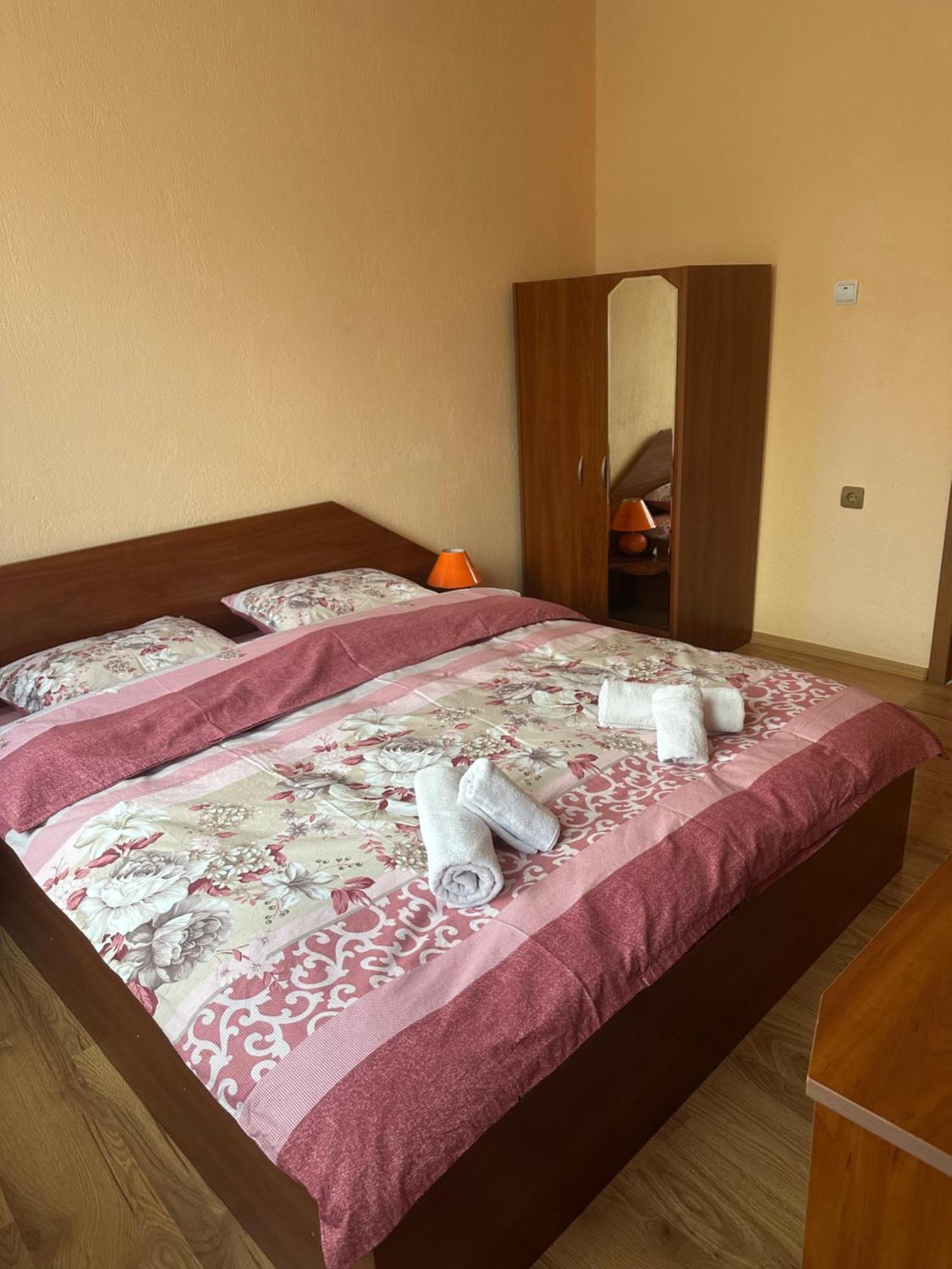 Guesthouse Zornitsa Hisarya Exterior photo